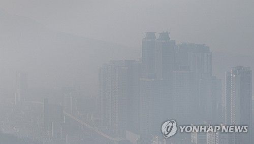 미세먼지로 뿌연 대구 도심