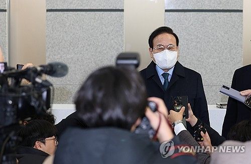 마스크 쓴 전북교육감