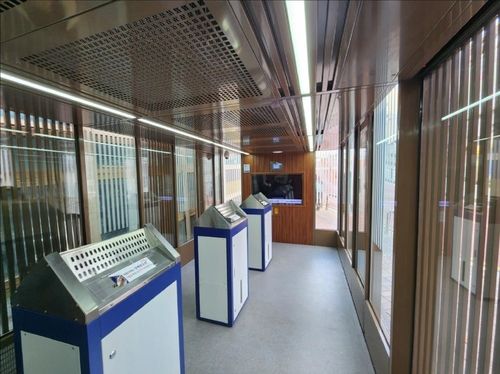 성동형 스마트 흡연부스 내부