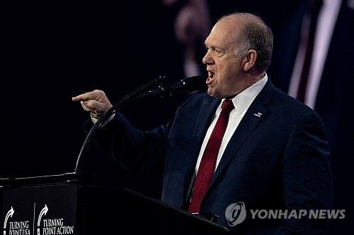 美 트럼프 행정부의 '국경 차르' 호먼