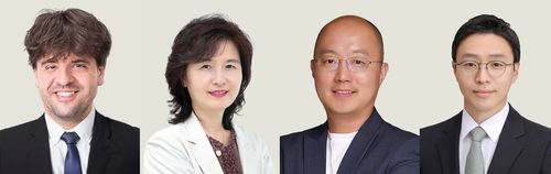 (왼쪽부터) 제18회 아산의학상 수상자 칼 다이서로스·안명주·박용근·최홍윤 교수