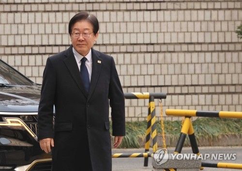 법정 향하는 이재명 대표