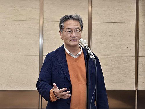 발언하는 조셉 윤 주한미국대사대리