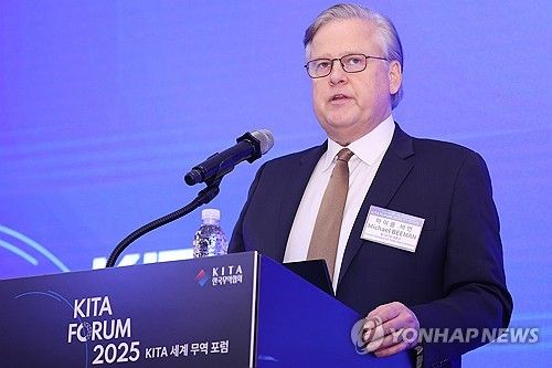 마이클 비먼 전 미국 무역대표부(USTR) 대표보