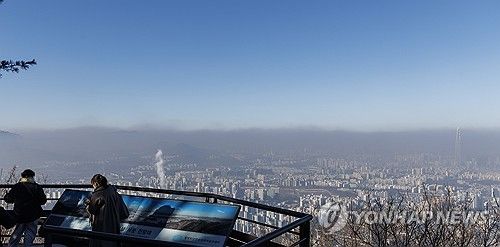 회색 먼지 띠 아래 갇힌 서울