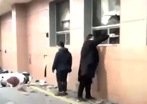 '서부지법 난동' 남성 1명 추가 긴급체포…방화 시도 의혹도 제기