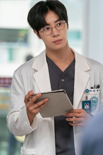 넷플릭스 새 시리즈 '중증외상센터'