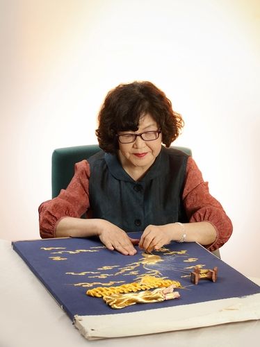 국가무형유산 '자수장' 보유자로 인정 예고된 김영희 씨