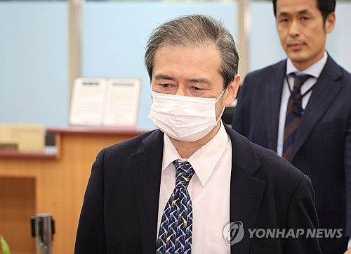 초치되는 주한일본대사관 미바에 다이스케 총괄 공사