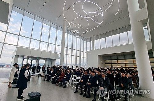 강릉 '솔올미술관' 개관