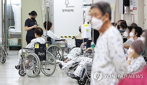 북적이는 상급종합병원