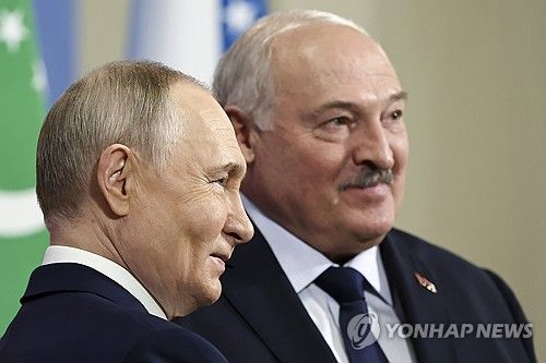 알렉산드르 루카셴코 벨라루스 대통령과 블라디미르 푸틴 러시아 대통령