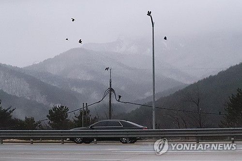 눈발 날리는 설악산