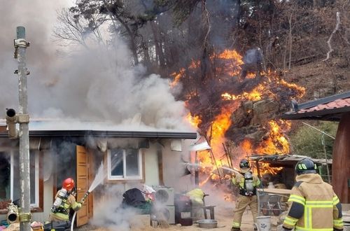 봉화 주택 화재 진압