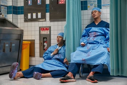 넷플릭스 '중증외상센터'