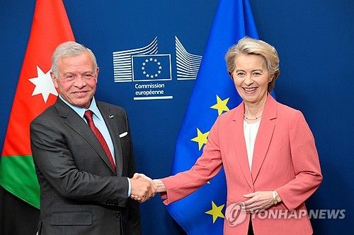 압둘라 2세 요르단 국왕과 폰데어라이엔 EU 집행위원장