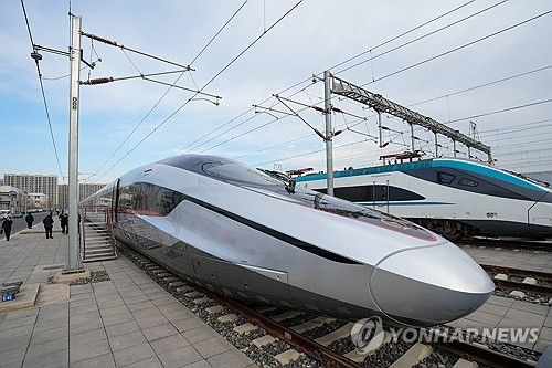 중국국가철로그룹이 공개한 '시속 450㎞' 고속열차 CR450