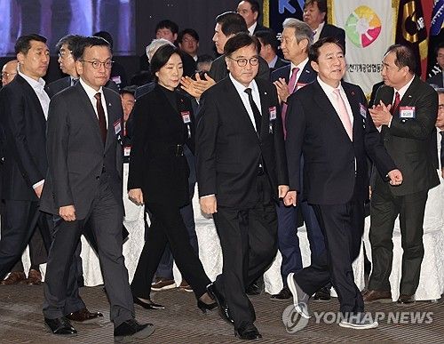 최 권한대행, 중소기업 신년인사회