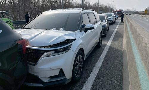 호남고속도로 상행선서 차량 충돌 사고