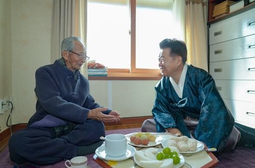 오영훈 제주지사, 강태선 애국지사 위문