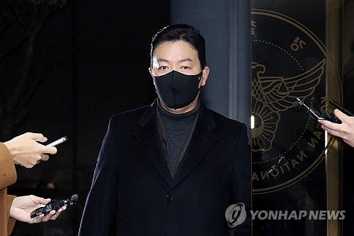 김성훈 대통령경호처 경호차장, 경찰 조사 출석