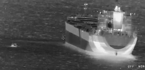 화물선 환자 구조 접근