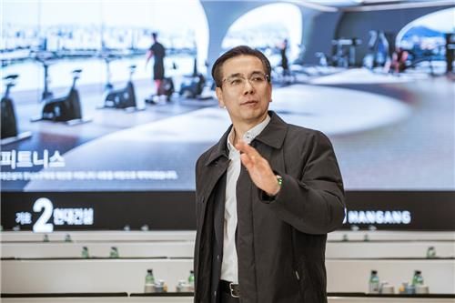 지난 4일 열린 한남4구역 재개발사업 합동설명회 현장을 찾은 이한우 현대건설 대표