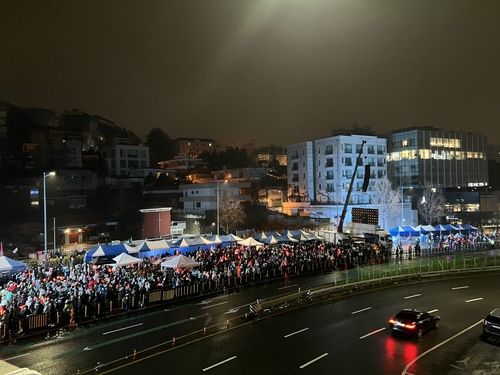 윤석열 대통령 관저 인근 보수집회