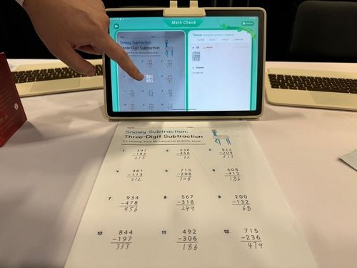아이들 공부 도와주는 '싱크팰 태블릿'