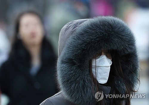 추위에 두터워진 옷차림