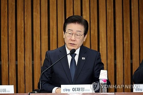 이재명 대표, 중진의원 간담회