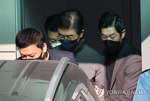 김봉식 서울경찰청장 검찰 송치