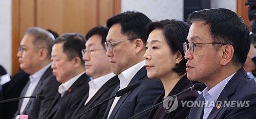 발언하는 최상목 권한대행