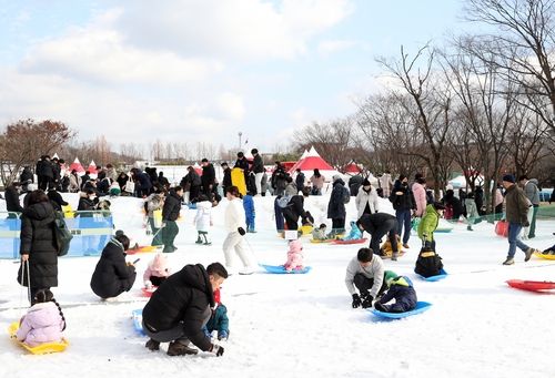 유성구 어린이 눈썰매장 전경