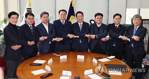 국정협의체 첫 실무협의