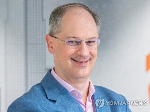 필립 반 후프 주한유럽상공회의소 회장