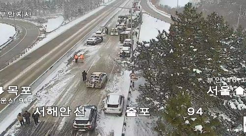 사고가 난 서해안고속도로