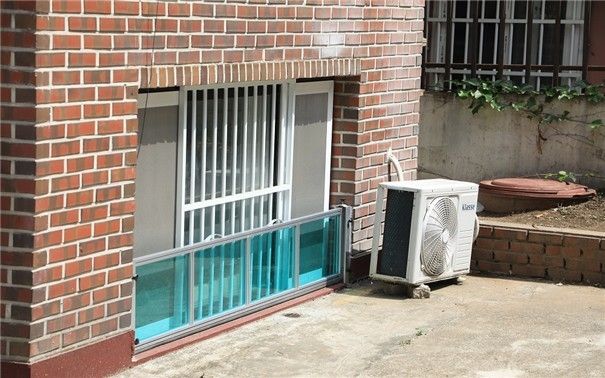 매입임대주택에 설치된 침수방지시설(차수판)