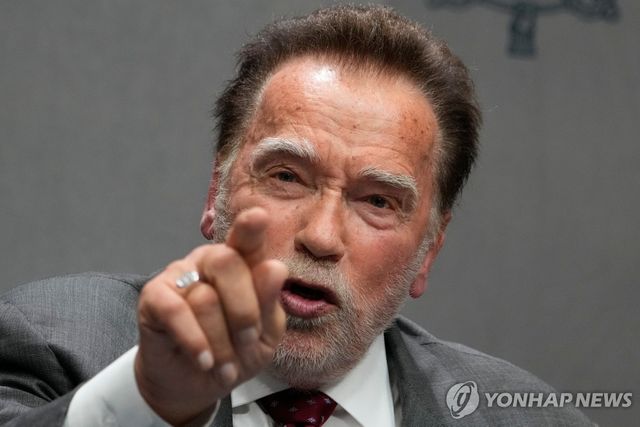 환경 운동가로 변신한 슈워제네거