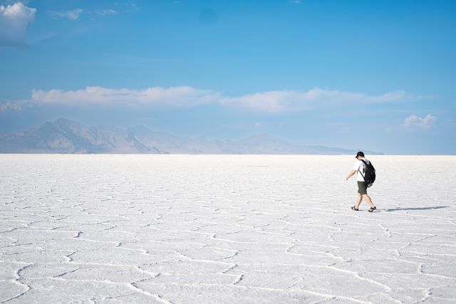 눈부신 흰색 소금 평원 [사진/성연재 기자]