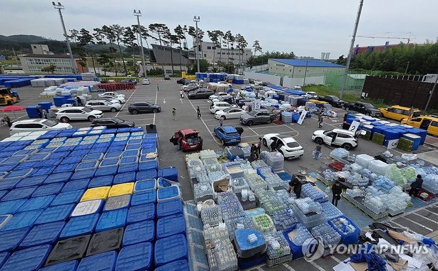 강릉 가뭄 끝…남은 생수 배부