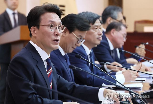 국가기간 전력망 확충위서 발언하는 김민석 총리