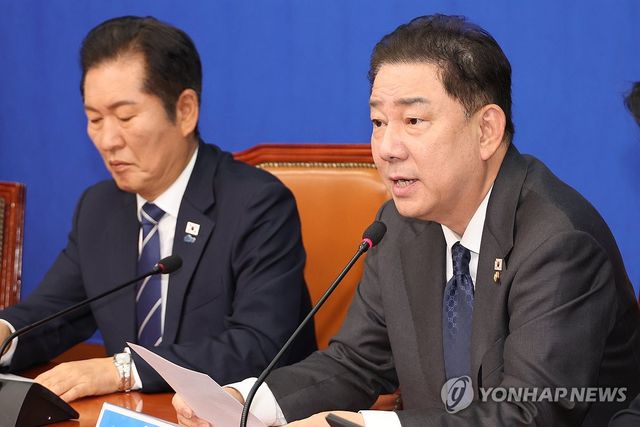 발언하는 김병기 원내대표