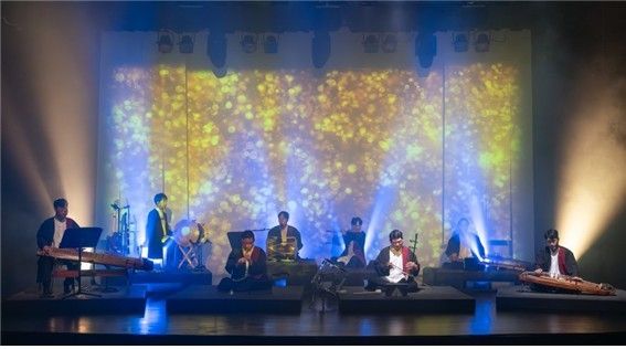 국악앙상블 불세출의 공연 장면