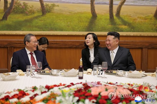 김정은, 리창 중국 총리 접견