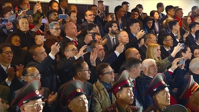 북한, 노동당 창건 80주년 경축 열병식 개최