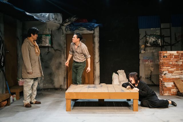 연극 '마트로시카' 공연 모습