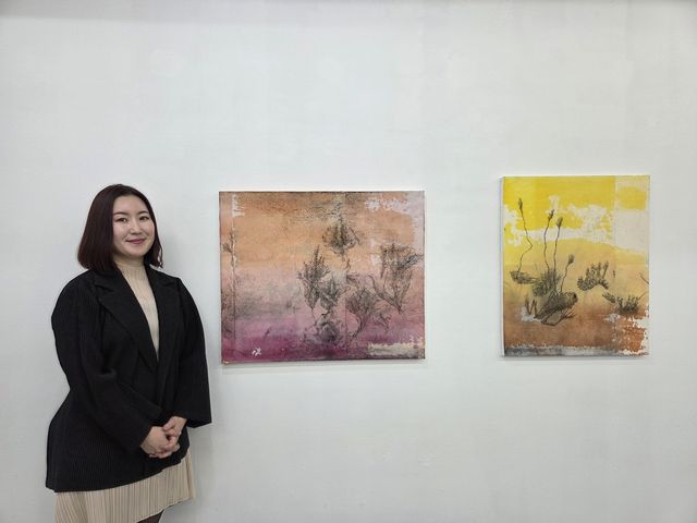 작품 소개하는 강주리 작가