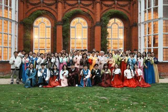 케임브리지대 '한국의 날' 단체사진