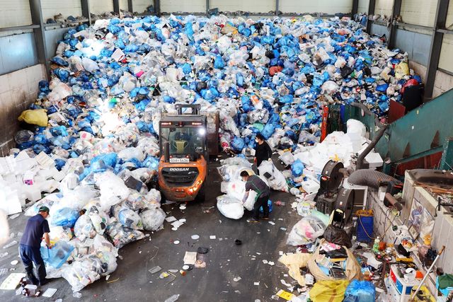 추석 연휴 '쓰레기산'